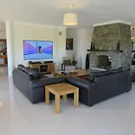 Casa Eden فيلا نوفا دي كاسيلا