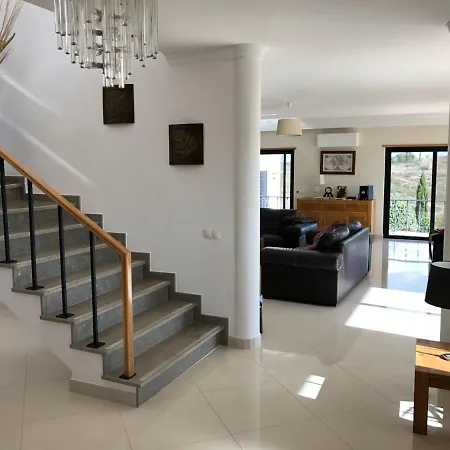 Casa Eden * فيلا نوفا دي كاسيلا
